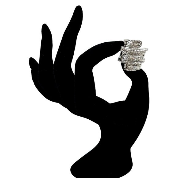 Ring Silver Plated Luxury Wide Zircon Stacking Ring with LED Jewelry Box - Picture 8 of 9